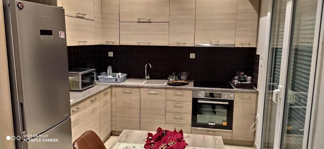 The Genius Apartment 3 Rooms, Α Floor 3 Υπνοδωμάτια, A Όροφος Athen Eksteriør billede