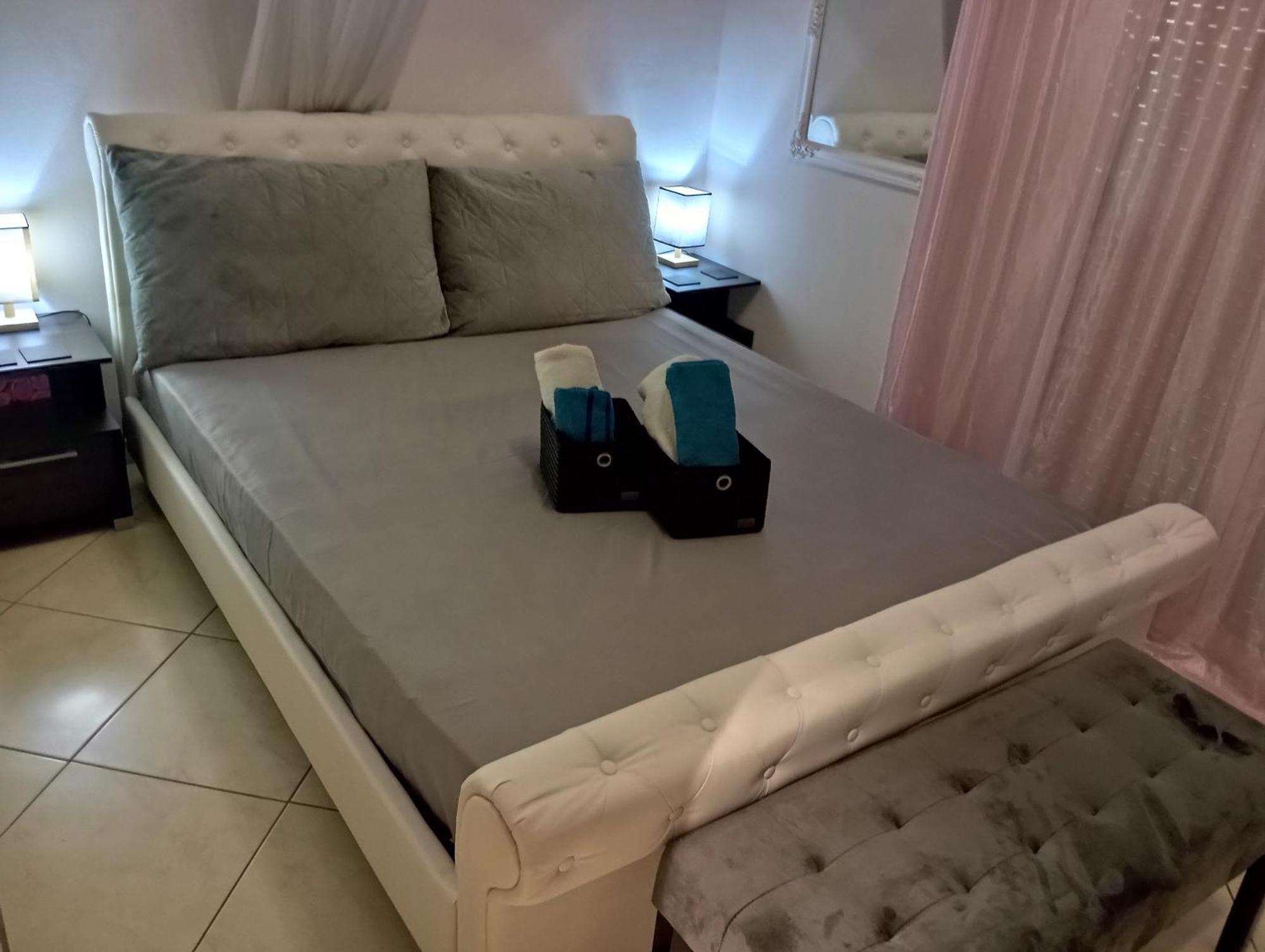 The Genius Apartment 3 Rooms, Α Floor 3 Υπνοδωμάτια, A Όροφος Athen Eksteriør billede